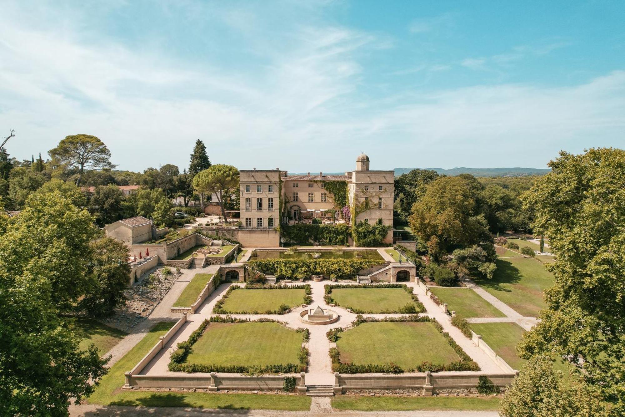 Отель Chateau De Pondres Villevieille Экстерьер фото